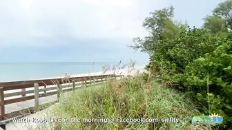 An Overcast Sunday Morning at the Beach in North Naples, FL 10.24.21