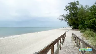 An Overcast Sunday Morning at the Beach in North Naples, FL 10.24.21