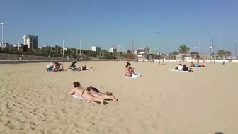 ???????? Barcelona - Spain · 4K · Bogatell Short & Quick Beach Walk ☀️????️