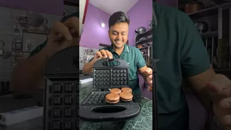 LOTTI CHOCO PIE WAFFLE || DAY 10 Of 15 DAYS WAFFLE CHALLENGE #waffle #chocolate