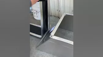 Making Aluminum Flexible Duct Connector at Perimeter Sheet Metal in Atlanta