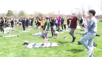 VIDEO | Wisconsin university tries goat yoga to ease stress before final exams