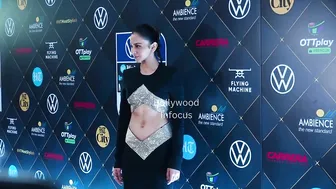 Rakul Preet Singh Goes In Ice Water Wearing Only Bikini Video Goes Viral