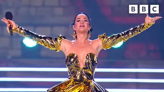 Katy Perry - Roar | Coronation Concert at Windsor Castle - BBC