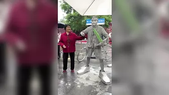 Silver​man Sculpture Funny , Silver Man Ah Shao Funny , part 2857