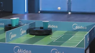 Grealish, Bernardo and Kalvin get COMPETITIVE at Robo Pong! | Midea Home Challenge 2023!