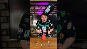 Choose the right color CHALLENGE!???????????? #tiktok #damus #comedy #challenge