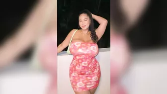 Katelyn Folasade: A Day in the Life of Nigerian Curvy Model | Swimsuit Body | Instagram Beauty