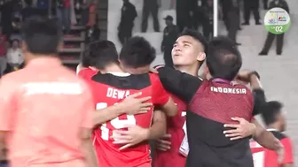 Indonesia CELEBRATES their first FOOTBALL GOLD post game vs Thailand! | Football | SEA Games 2023