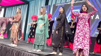 Rim Vs Jhanjar | Beautiful Models Bhangra Performance 2023 | Noor Dj Rayya Amritsar | #djlinks