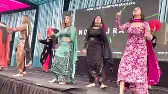 Rim Vs Jhanjar | Beautiful Models Bhangra Performance 2023 | Noor Dj Rayya Amritsar | #djlinks