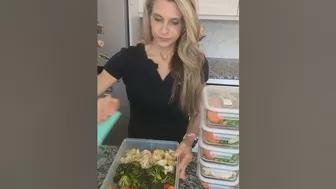 Weight loss meal prep! 12 days out from masters bikini competition