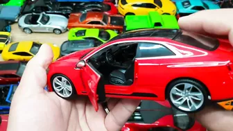 Best Japanese Cars & SUVs Diecast Models from my Collection | 1:18 Scale Garage