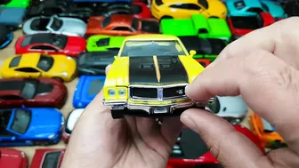 Best Japanese Cars & SUVs Diecast Models from my Collection | 1:18 Scale Garage