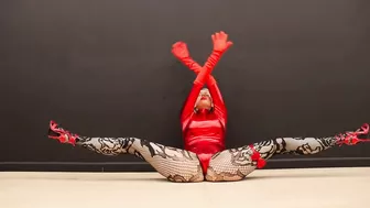 Yoga and Stretching — Splits Flexibility Flow