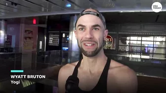 New York City fitness class brings yoga up 100 stories in the air | USA TODAY