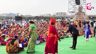 Heroine Sreeleela Doing Yoga | Yoga Mahotsav | SumanTV Vijayawada