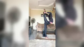 Do these to have flexible back #contortionist #flexibilitygoals #annamcnulty #viral