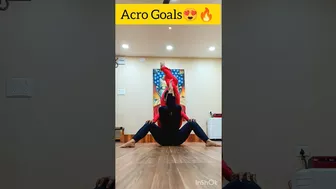 OUTSTANDING ACROBATIC YOGA BY INDIAN COUPLE????||#yoga #shorts #sanak #trending