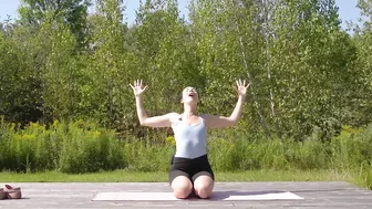 3 min Neck & Shoulder Yoga Release (NECK & SHOULDER STRETCHES)