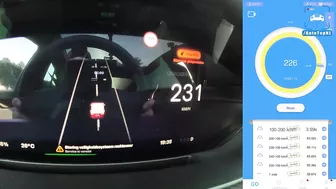 STRIPPED TESLA MODEL S PLAID TRACK PACK on AUTOBAHN! 100-200 in 3.xx