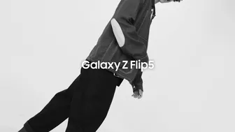 Galaxy Z Flip5: Flex Window Customization | Samsung