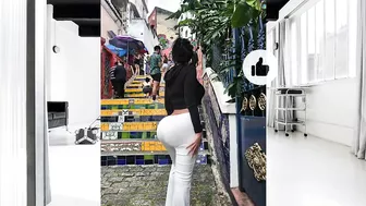 Mikaela Barbosa ( Mikaelabrbs ) | Curvy Model | Bio & Facts