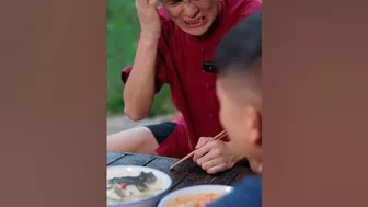 My cousin was bullied by Da Zhuang | TikTok Video|Eating Spicy Food and Funny Pranks|Funny Mukbang