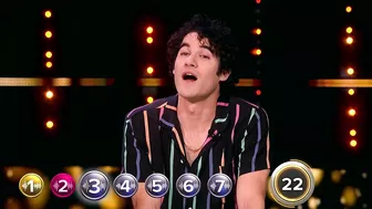 How Many Golden Medley Songs Does Darren Criss Know? | Celebrity Name That Tune