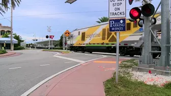 Travelers arrive in West Palm Beach as Brightline begins service to Orlando