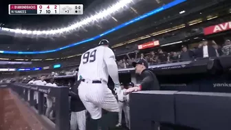 Aaron Judge clobbers THREE homers in one game!