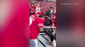 Violent brawl breaks out in crowd of 49ers-Giants game at Levi's