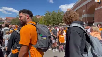 See the Vol Walk ahead of Tennessee's game against UTSA in Neyland Stadium