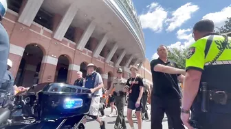 See the Vol Walk ahead of Tennessee's game against UTSA in Neyland Stadium