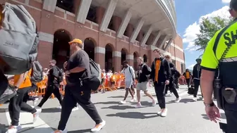 See the Vol Walk ahead of Tennessee's game against UTSA in Neyland Stadium