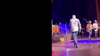 Highlights of Beach Boys performance in San Antonio; KSAT anchor/reporter Courtney Friedman intr...