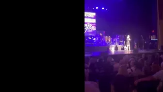 Highlights of Beach Boys performance in San Antonio; KSAT anchor/reporter Courtney Friedman intr...