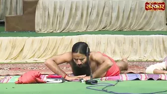 रोज करें 100 बार भुजंग आसन ~ Benefits of Bhujangasana ~ Swami Ramdev Ji | Sanskar TV