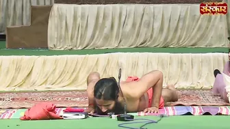 रोज करें 100 बार भुजंग आसन ~ Benefits of Bhujangasana ~ Swami Ramdev Ji | Sanskar TV