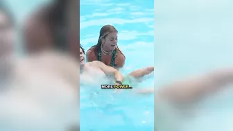 Bodybuilder tries mermaid swimming class