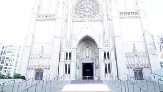 This iconic SF cathedral hosts weekly yoga sessions