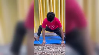 Dwi pada skandasana By professional Yoga teacher Shivam sharma . #reels #reelsinstagram #reel