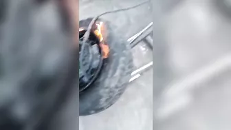 stubborn car tyre stretching via FIRE method FAILS!!!???????????????????????????? part 1006