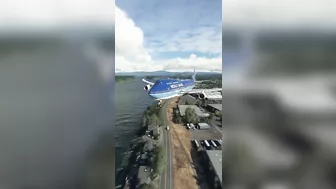 World Travel Plane Lands at Portland Intl AIRPORT #shorts #landing