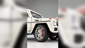 Model of white Mercedes AMG G63 diecast model car #cars #modelcars #diecast #diecastcollection