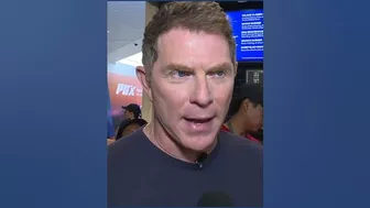 Celebrity Chef Bobby Flay opens first restaurant in the Valley! #shorts