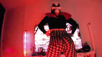 Iggy Azalea, Tyga - Sip It | Halloween Twerk by DHQ Kris Moskov from AussieTwerk