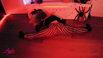 Iggy Azalea, Tyga - Sip It | Halloween Twerk by DHQ Kris Moskov from AussieTwerk