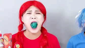 BLUE VS RED FOOD CHALLENGE~! Eating Only 1 Color Food For 24 HRS! Mukbang by HIU 하이유