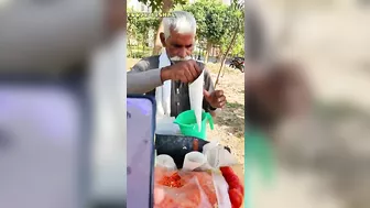 1 मिनट मे 5 भेलपुरी बना दी तो 500/- Rs Challenge to 65 year old baba | Faridabad | Street food india